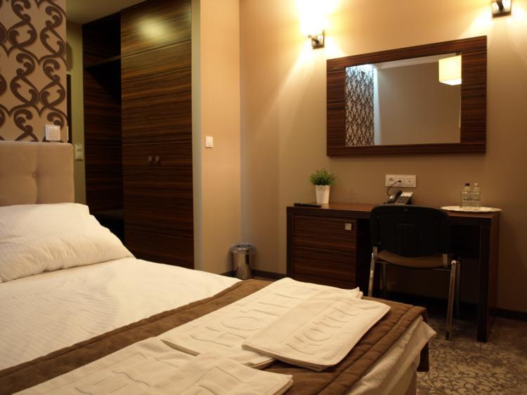 Hotel Kamiza Wyszków 部屋 写真